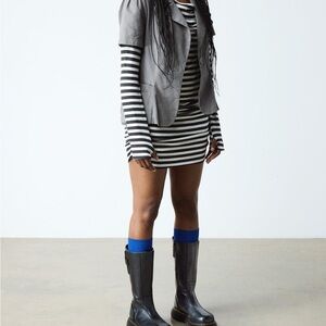 Black Dr. Martens Buzz Hi Boots NIB